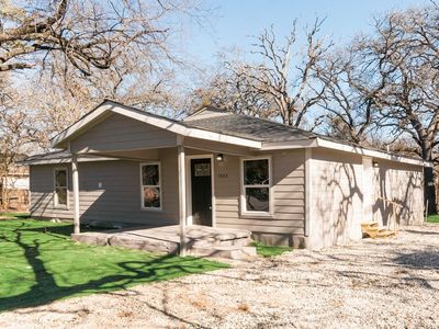 1002 S Sam Houston Rd