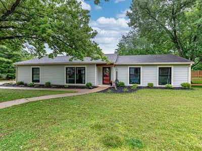 725 David Dr