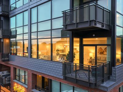 1105 W Main St #304