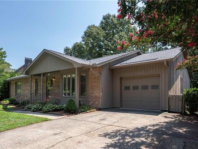 410 Ridgehaven Dr