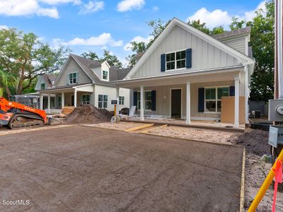 262 Menendez Ave