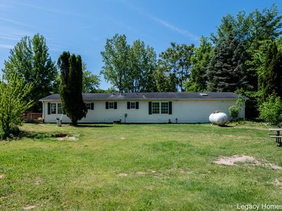 4621 Baker Rd