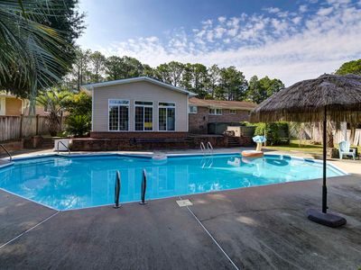 2116 Durham Dr