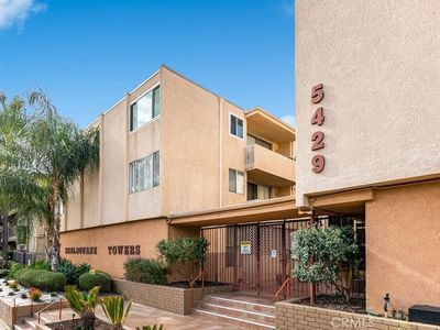 5429 Newcastle Ave APT 313