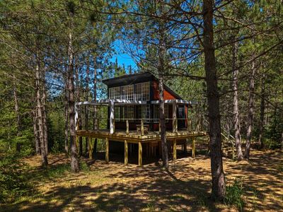 1375 Lady Slipper Dr
