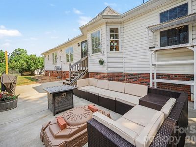 137 Chambwood Ln