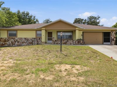 3454 N Honeylocust Dr