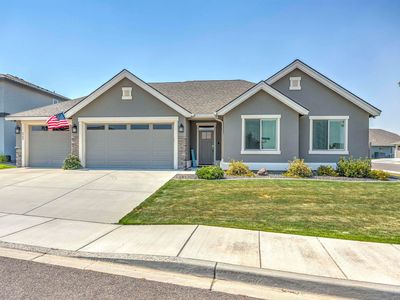 2765 Broken Top Ave