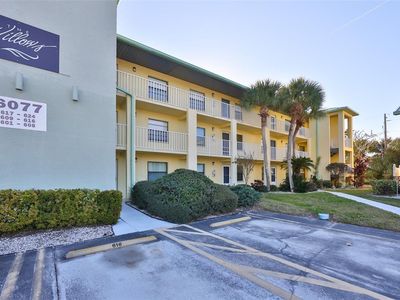 6077 113th St APT 610