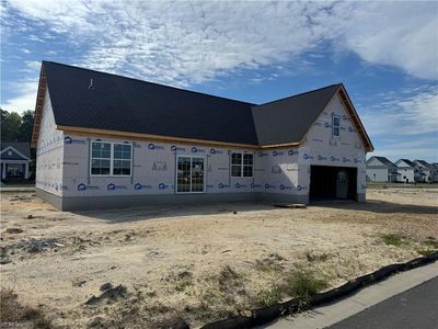 2207 Hampton Roads Pkwy