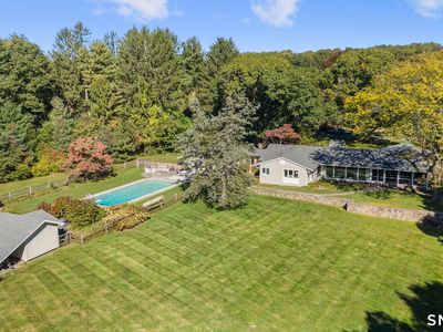 10 Fox Hill Road