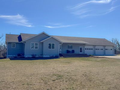 3718 Country Field Ln SW