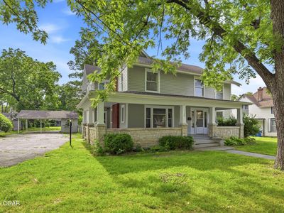 Property at 1129 S Maple St, Carthage, MO