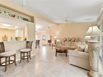 13191 Oakmont Dr APT 4