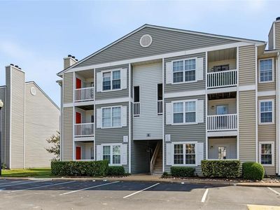 1863 Chantilly Ct
