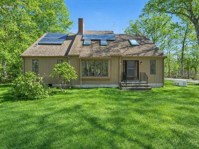 69 Two Ponds Road