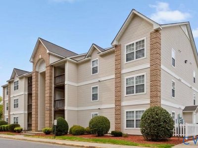 431 Old Colonial Way Unit 302