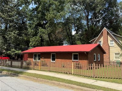301 E State Ave
