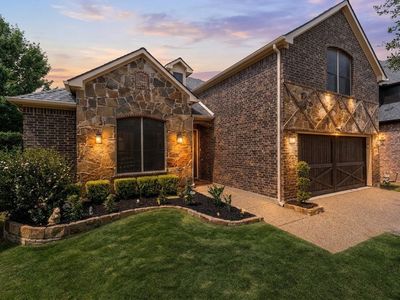 8421 La Fontaine Dr