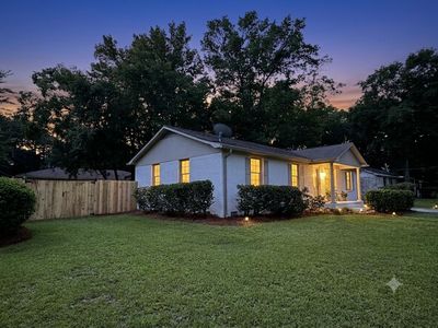 1846 Hazelwood Dr
