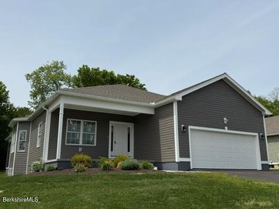 15 Cherry Hill Dr