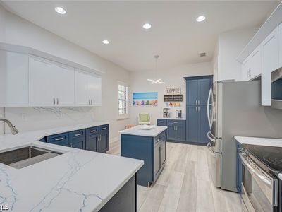 11096 Esteban Dr