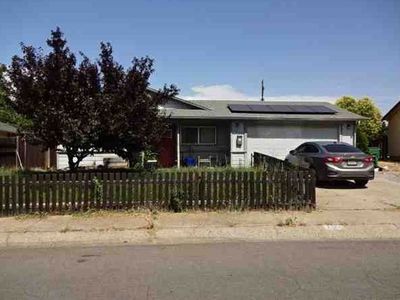 1417 Hemlock Ave