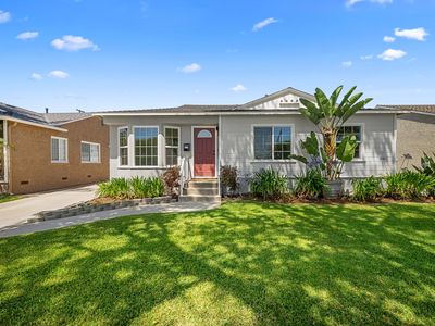 3819 N Studebaker Rd