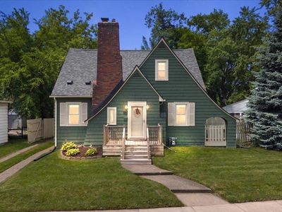 Property at 580 E Montcalm St, Pontiac, MI