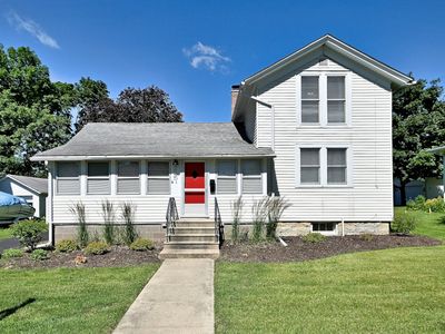 225 N Elm St