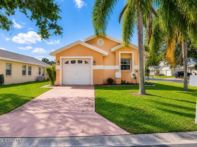 1196 Goldenrod Cir NE