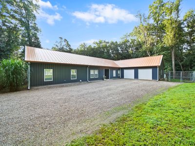 Property at 6635 E Chicago Rd, Jonesville, MI