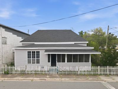 133 SW Monroe Ave