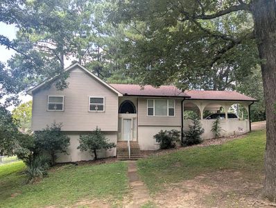 Property at 1208 E Blythe St, Paris, TN