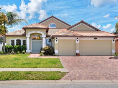 3935 Sunset Lake Dr
