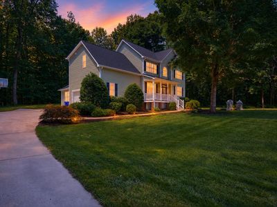 2120 Thoroughbred Dr