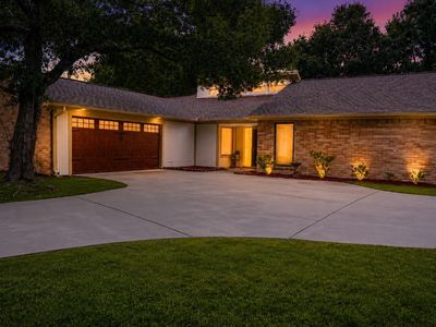 16411 Seven Waves Ct