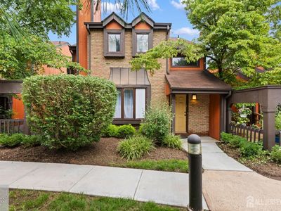 142 Riverbend Dr