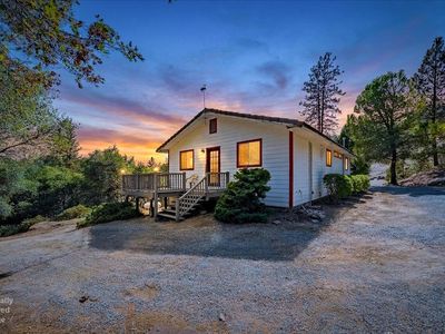 4751 Meadowview Acres Rd