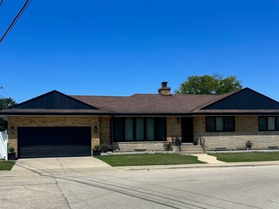 8425 W Sunnyside Ave