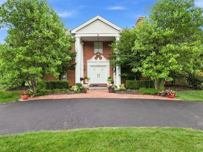 770 Lewis Ln