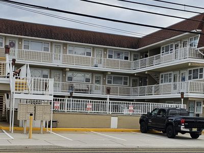 5001 New Jersey Ave UNIT 104