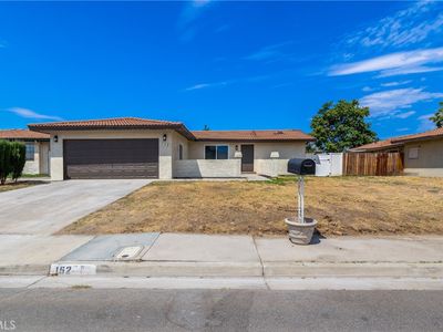 152 E Sage Ave