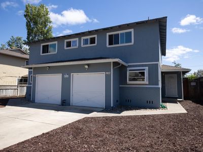 1274-1276 Flora Ave