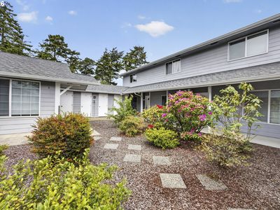 1150 Hemlock St #B8