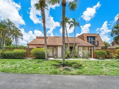 4252 Palm Bay Cir #D