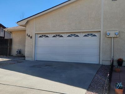 148 E Douglas Ln