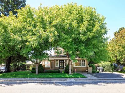 306 California Ave