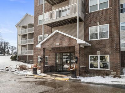 2231 Penn Pl APT 208