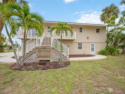 9494 Rosebud Cir